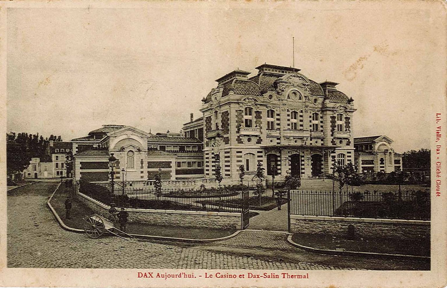 Ensemble vu depuis l'est. Lib. Vielle, cliché Clouet. / © Archives municipales, Dax